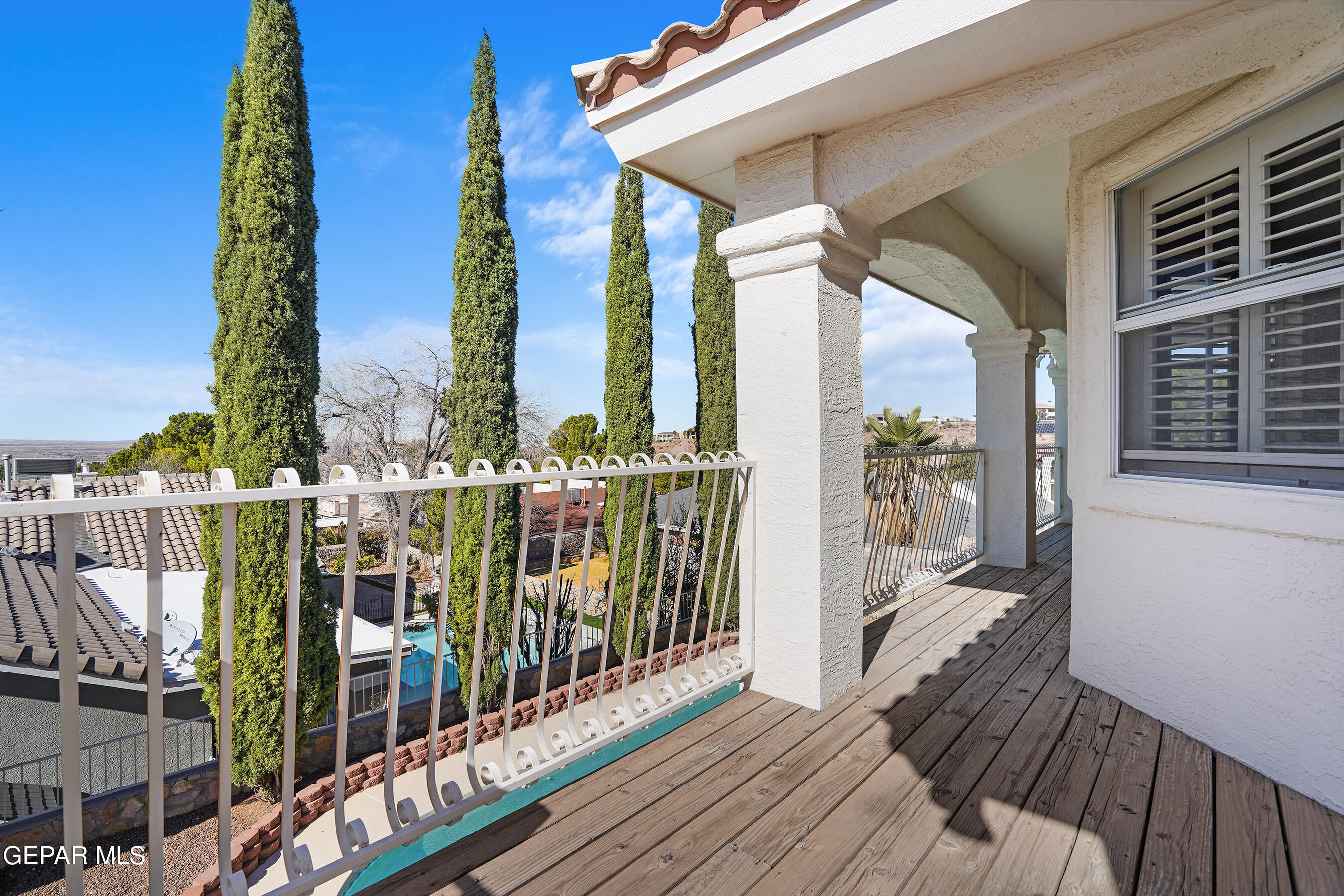 6513 Royal Ridge Drive El Paso, TX 79912 - Photo 41 of 59 Primary suite balcony