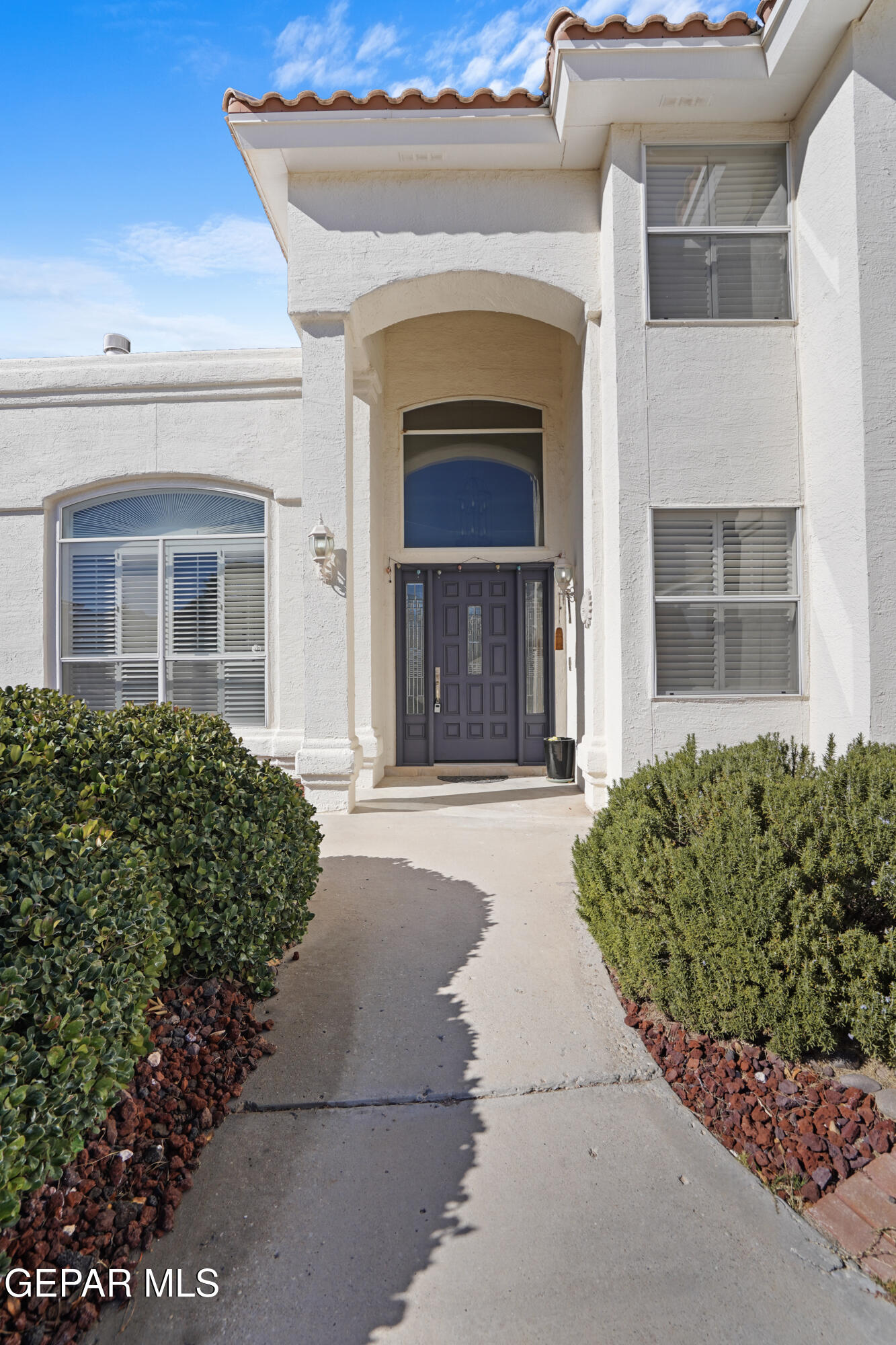 6513 Royal Ridge Drive El Paso, TX 79912 - Photo 49 of 59 Entry