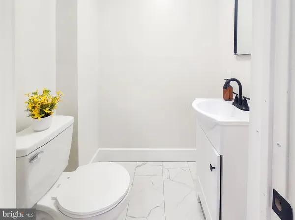 $399,000 | 1001 South 60th Street, Philadelphia, PA 19143