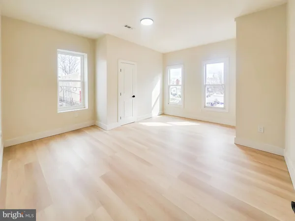 $399,000 | 1001 South 60th Street, Philadelphia, PA 19143