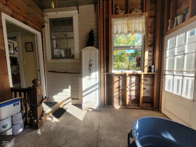 $245,000 | 521 East Main Street, Crawfordsville, IN 47933