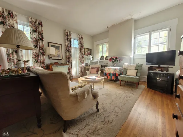 $245,000 | 521 East Main Street, Crawfordsville, IN 47933