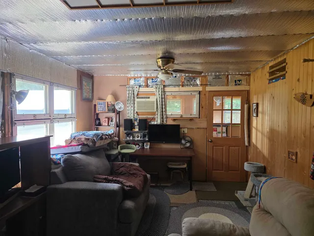 $169,900 | W6256 County Road A, New Lisbon, WI 53950