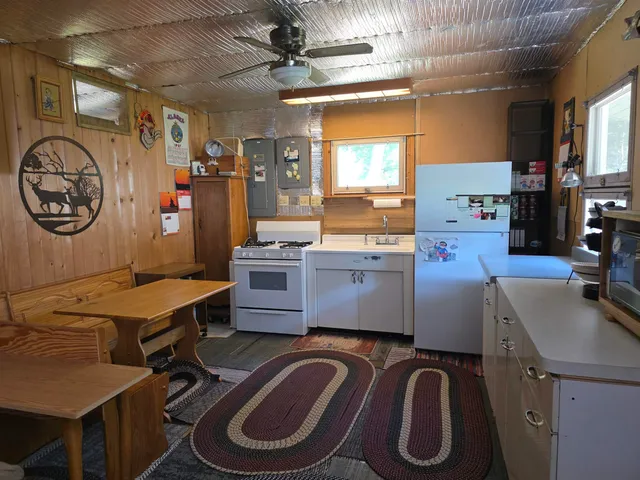 $169,900 | W6256 County Road A, New Lisbon, WI 53950