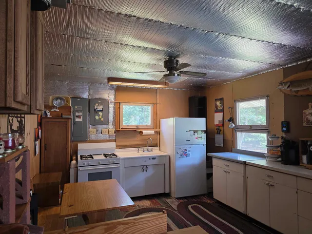 $169,900 | W6256 County Road A, New Lisbon, WI 53950