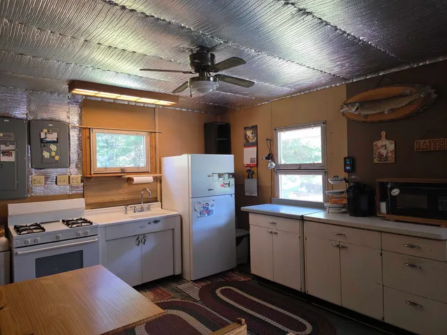 $169,900 | W6256 County Road A, New Lisbon, WI 53950