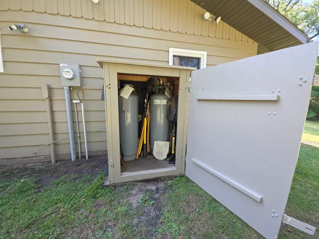 $169,900 | W6256 County Road A, New Lisbon, WI 53950