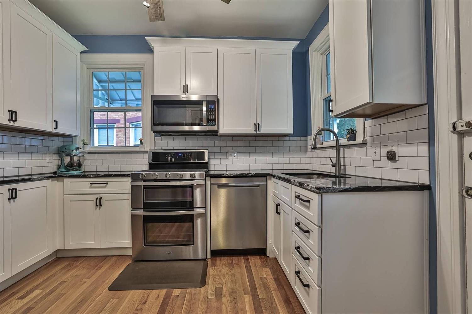 2862 Madison Road Cincinnati, OH 45209 - Photo 14 of 31 Gallery Image 14