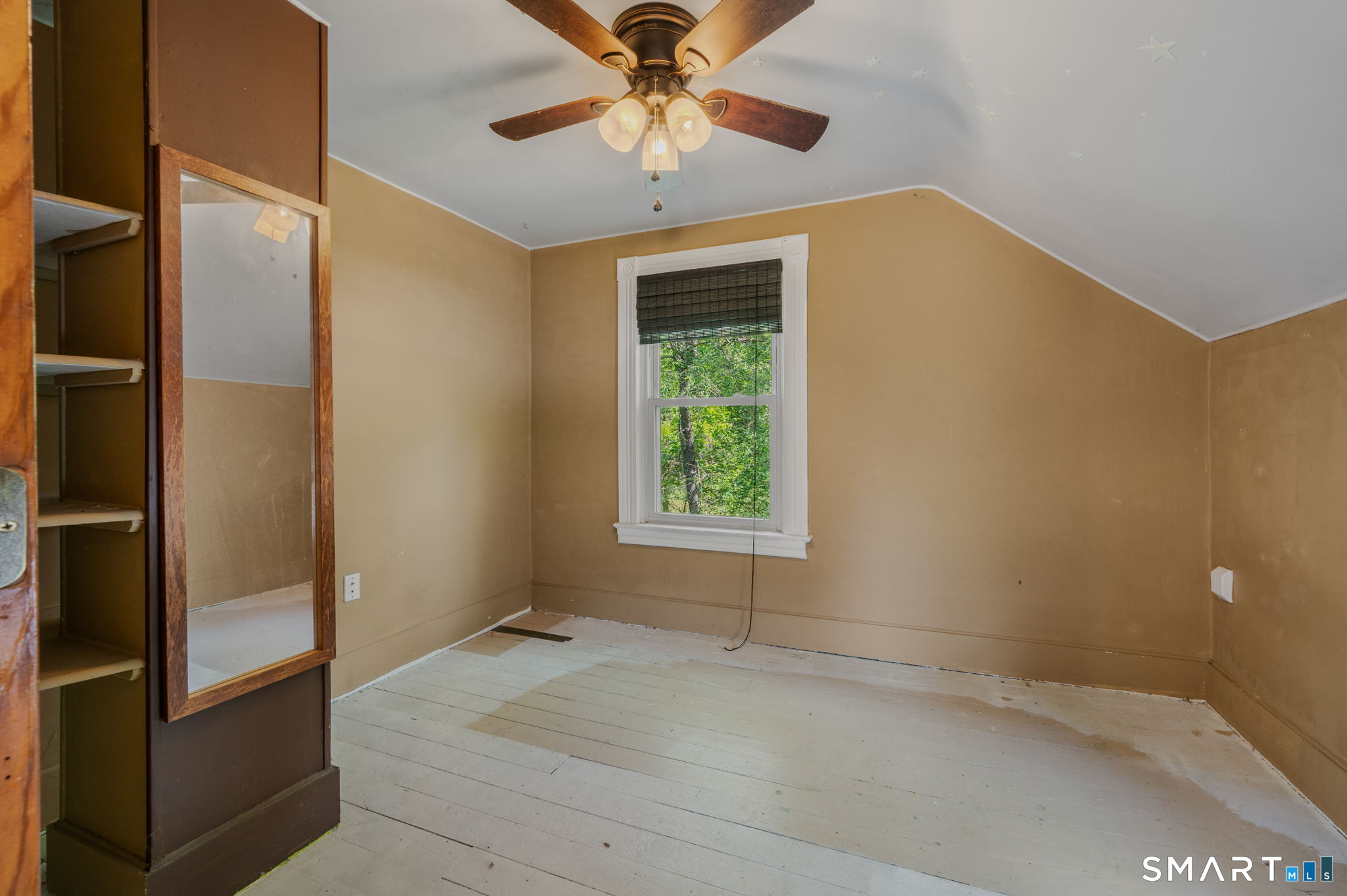 180 N Road Groton, CT 06340 - Photo 18 of 26