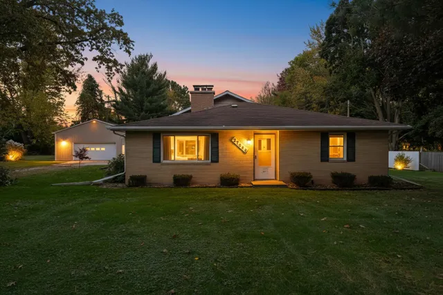 $404,900 | 27890 South D Drive South, Albion, MI 49224