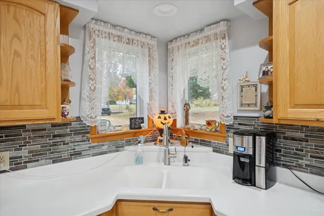 $404,900 | 27890 South D Drive South, Albion, MI 49224