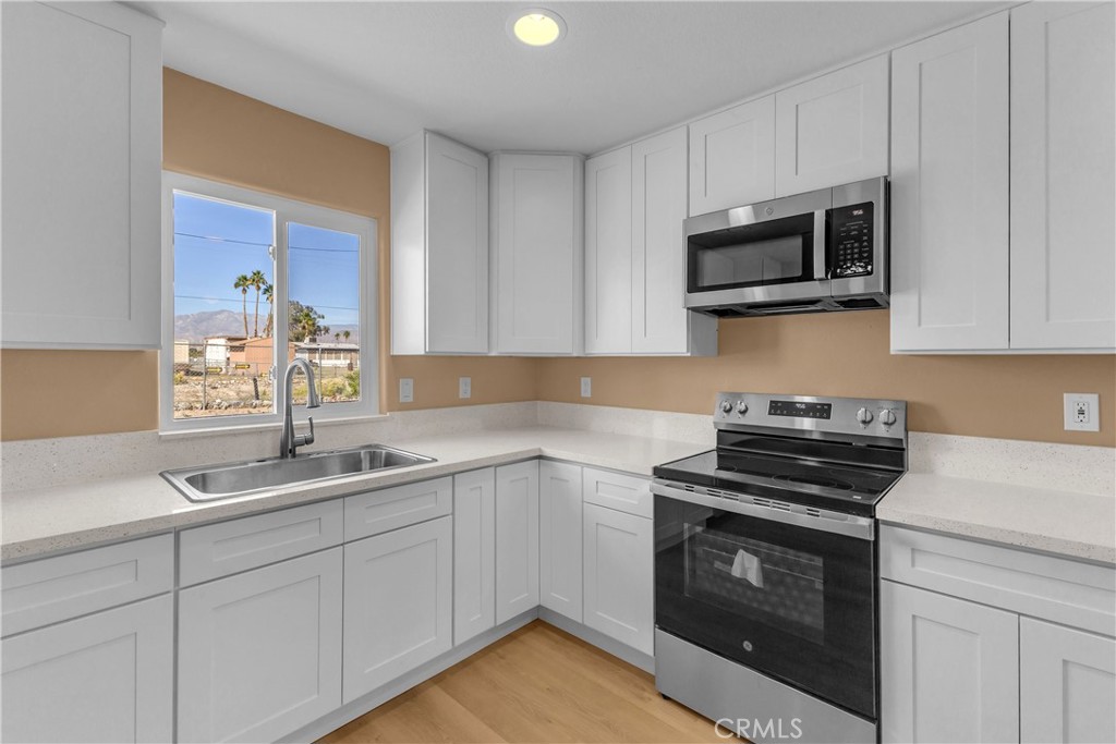 2867 Stardust Avenue Thermal, CA 92274 - Photo 11 of 37