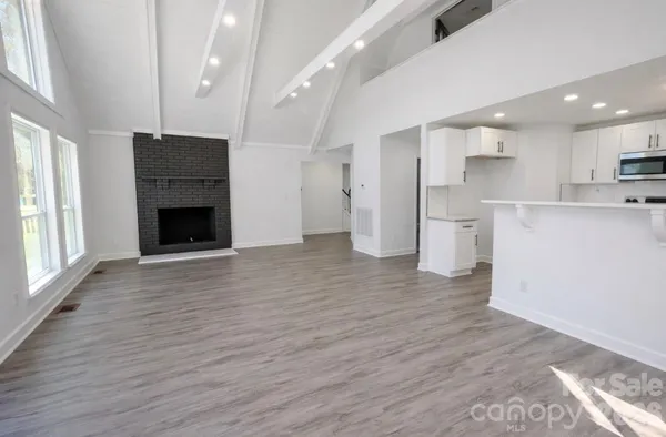 $799,999 | 2308 Singleton Creek Road, Liberty Hill, SC 29074