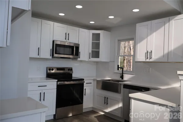 $799,999 | 2308 Singleton Creek Road, Liberty Hill, SC 29074