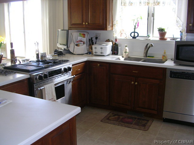 538 Whitfield Road Cardinal, VA 23025 - Photo 20 of 32
