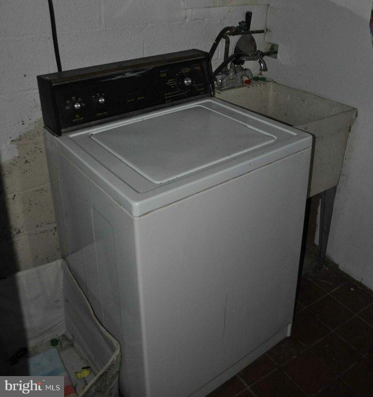 121 Cherrydell Road Catonsville, MD 21228 - Photo 18 of 20 a close up of a sink and toilet