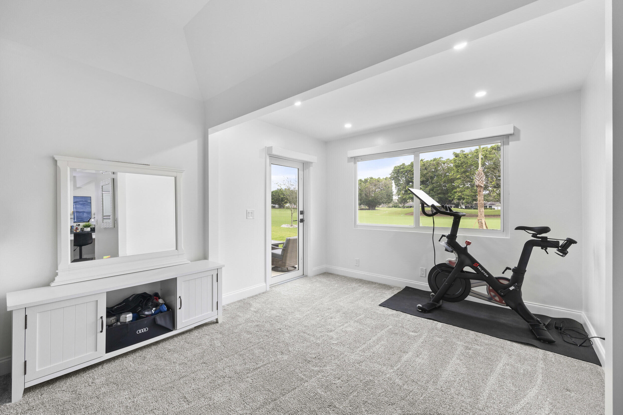 17235 Bay Street Jupiter, FL 33477 - Photo 20 of 47 29_jv2a4064