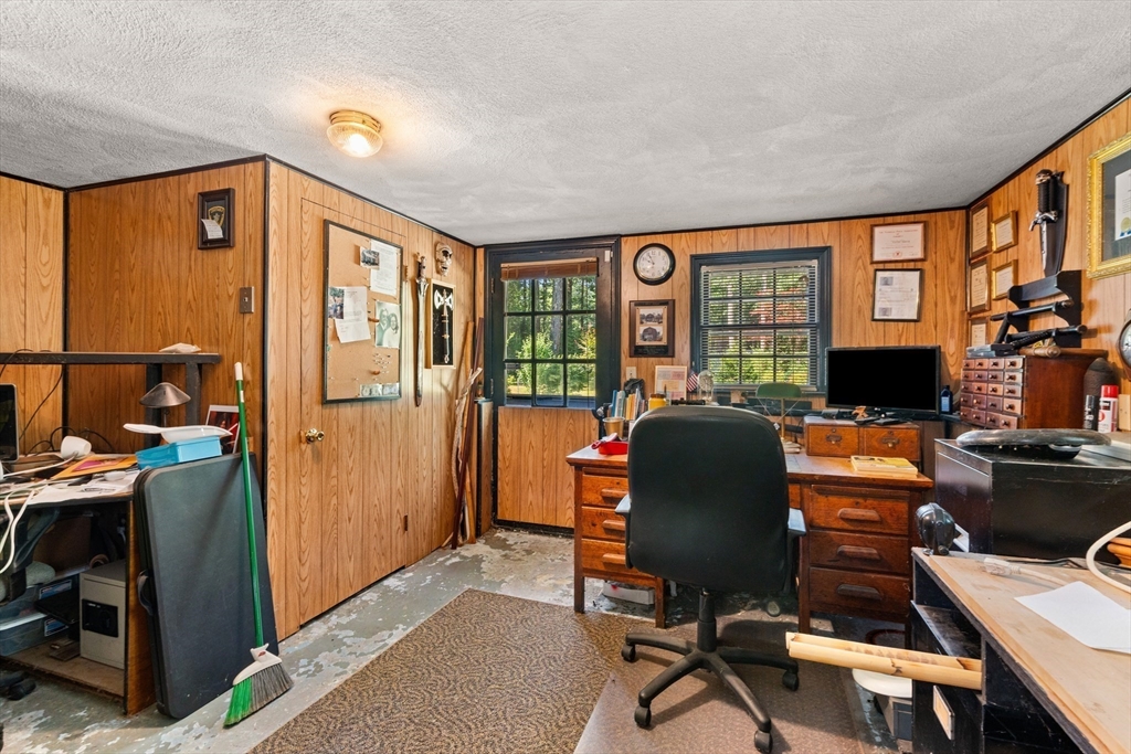 88 Upland Road Plympton, MA 02367 - Photo 26 of 42