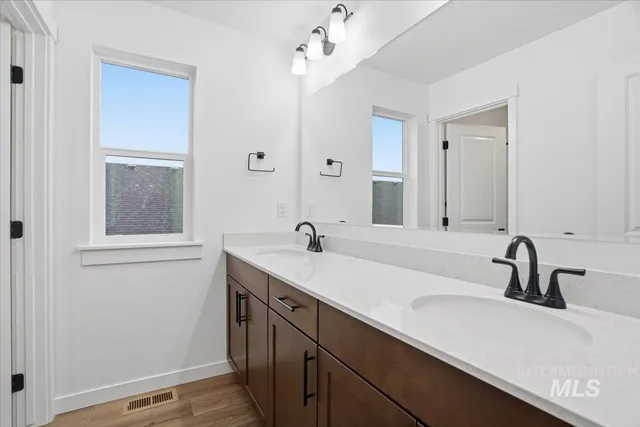 $639,990 | 2370 North Ice Fire Avenue, Star, ID 83669