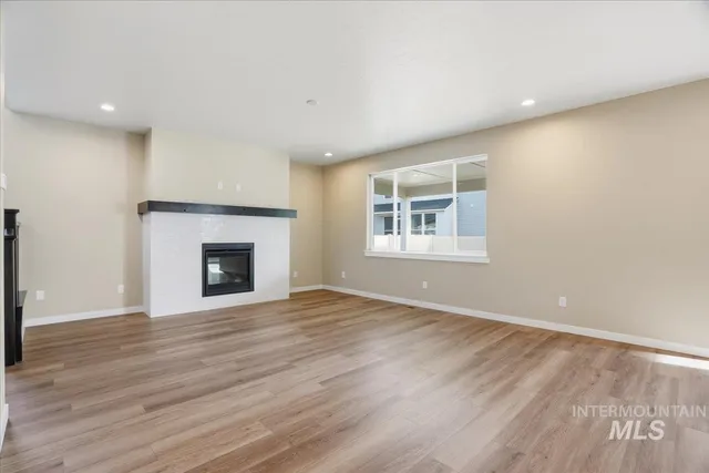 $639,990 | 2370 North Ice Fire Avenue, Star, ID 83669