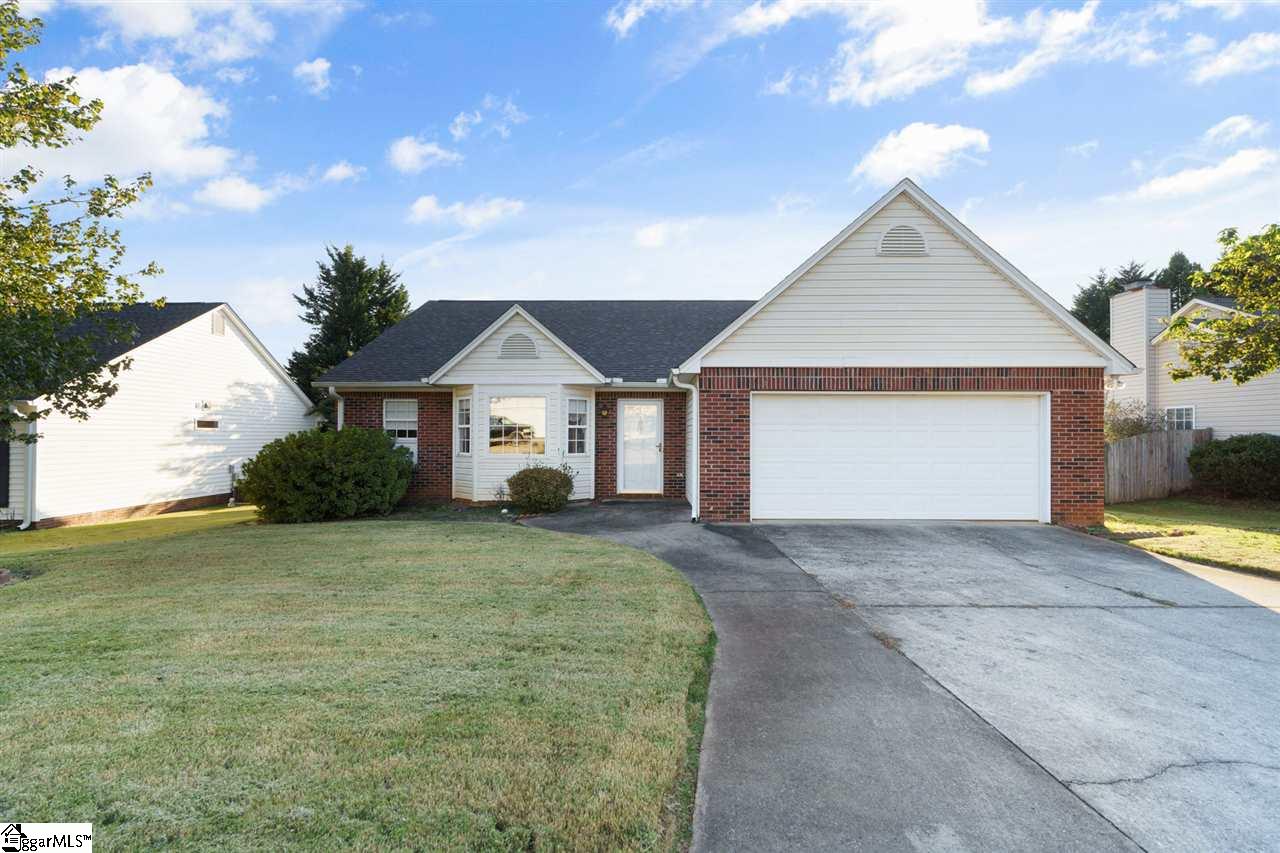 424 Riverside Chase Circle Greer, SC 29650 - Photo 1 of 27