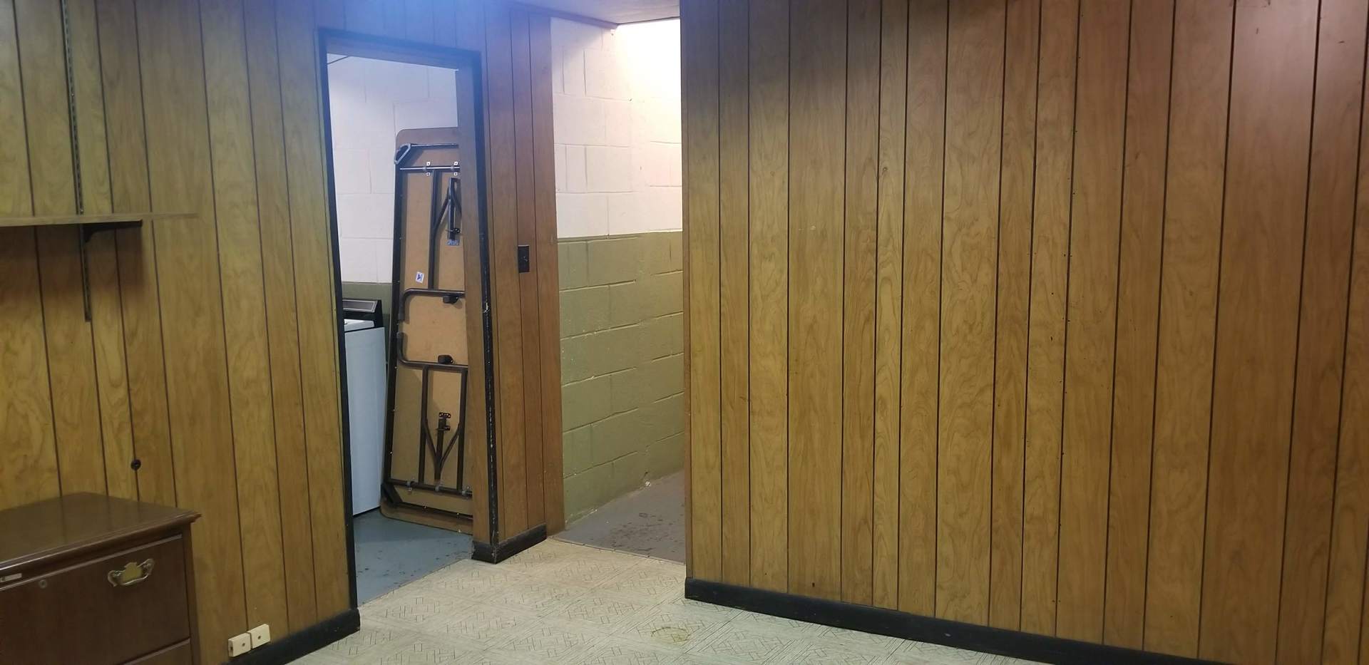 7418 South Rhodes Avenue Chicago, IL 60619 - Photo 24 of 41 a view of a elevator