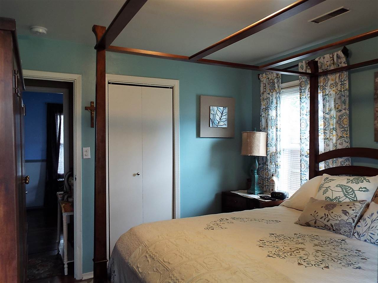 4005 Stratford Road Evansville, IN 47710 - Photo 15 of 23 Gallery Image 15