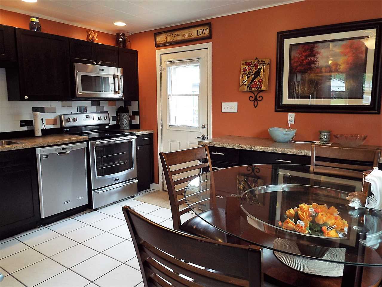 4005 Stratford Road Evansville, IN 47710 - Photo 7 of 23 Gallery Image 7