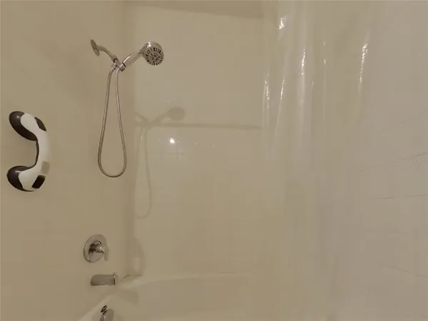 $2,039 | Undisclosed Address, Leesburg, FL 34788