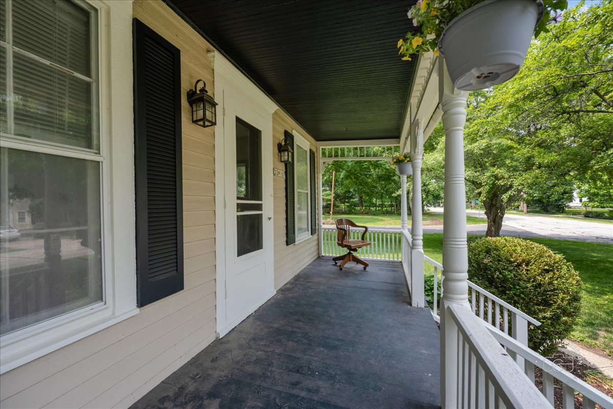 32W167 Army Trail Road Wayne, IL 60184 - Photo 3 of 19 a view of a house with backyard and porch