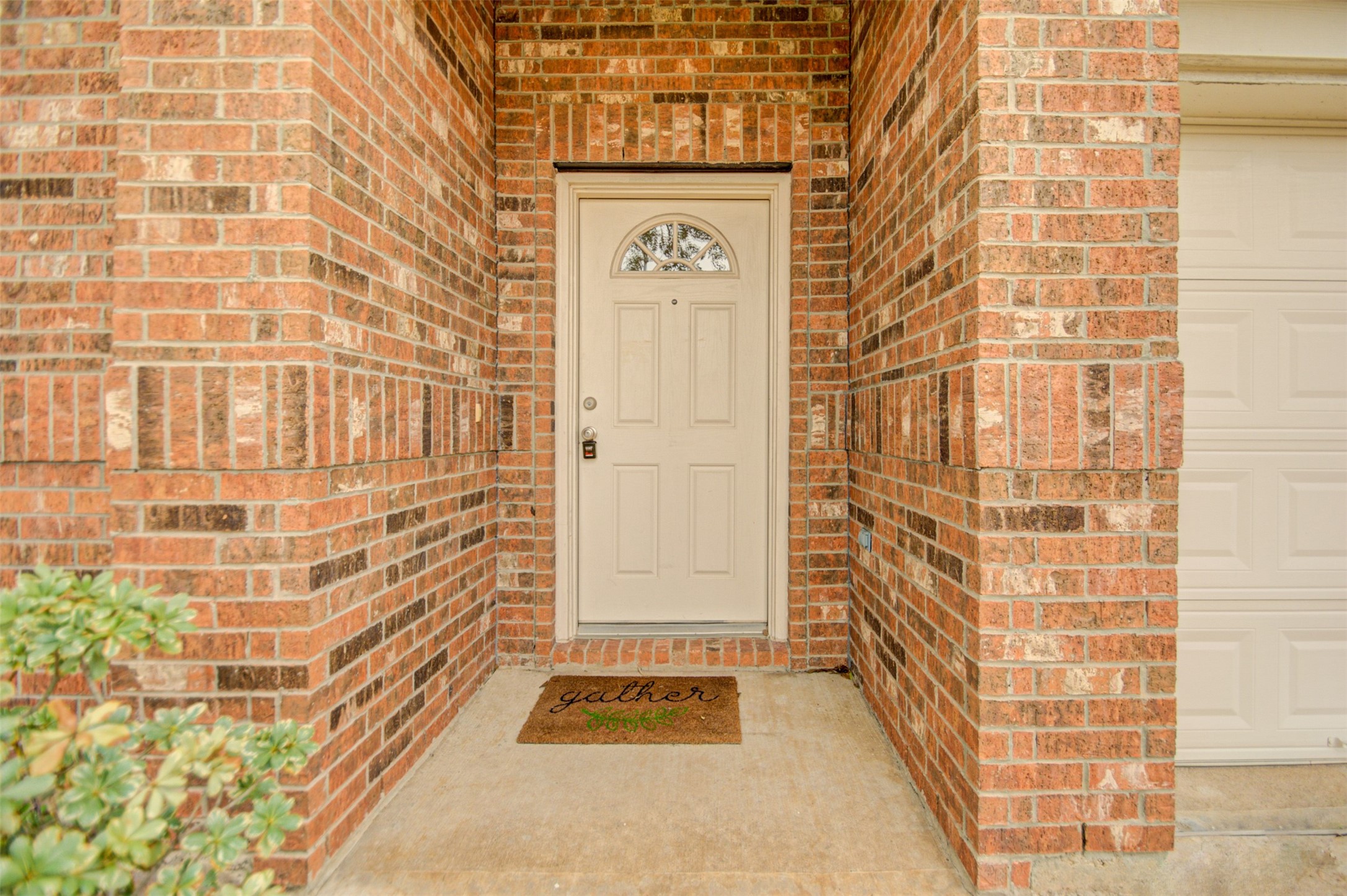 2406 Grove View Trail Fresno, TX 77545 - Photo 3 of 17 a view of a door