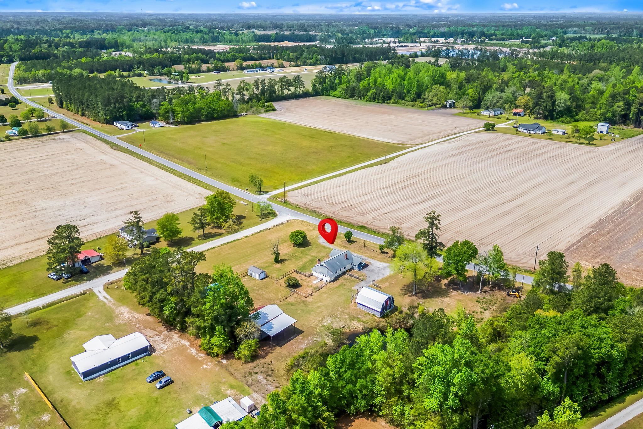 690 McNabb Short Cut Road Loris, SC 29569 - Photo 4 of 36