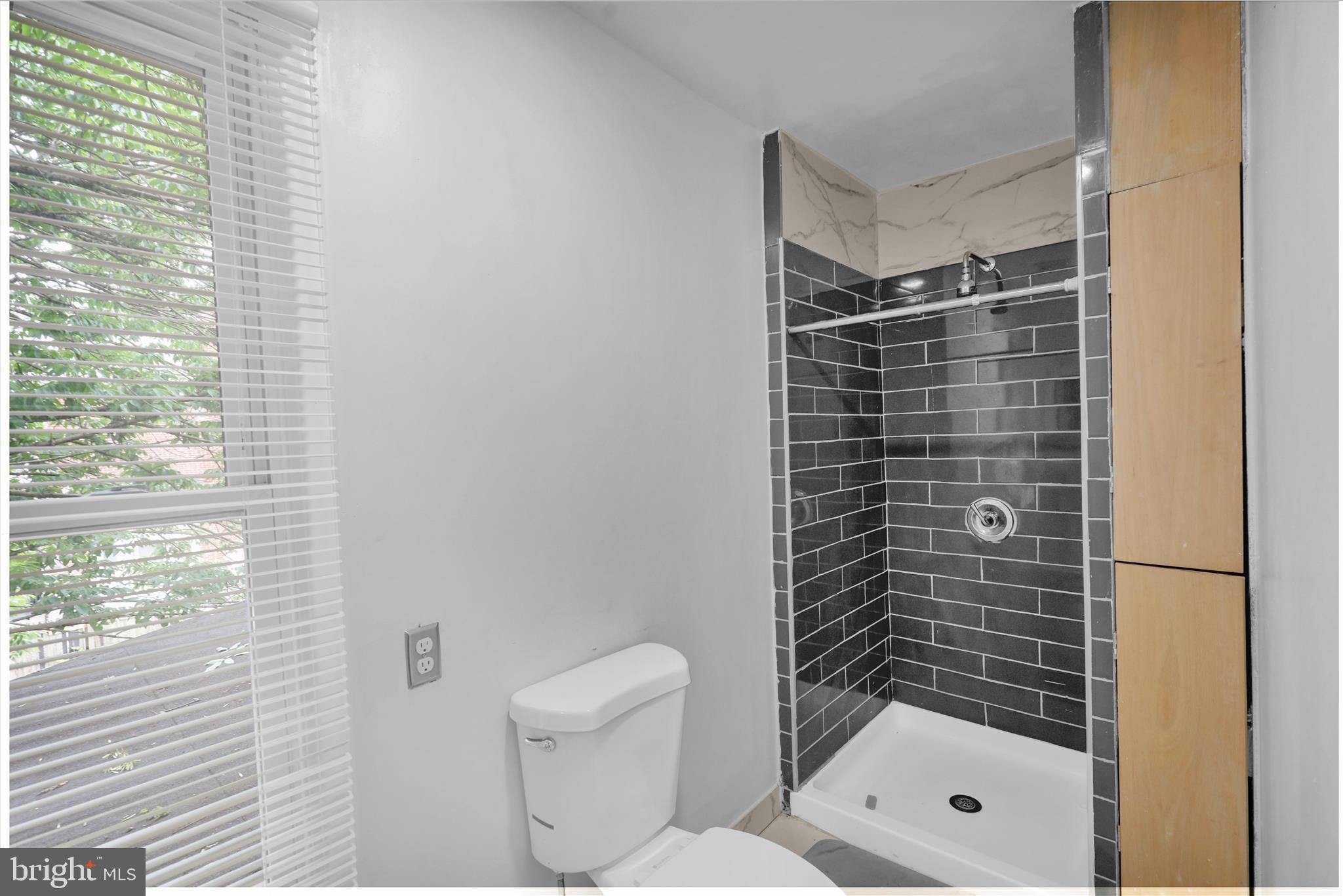 121 West Elm Street Reading, PA 19601 - Photo 22 of 27 360_6936