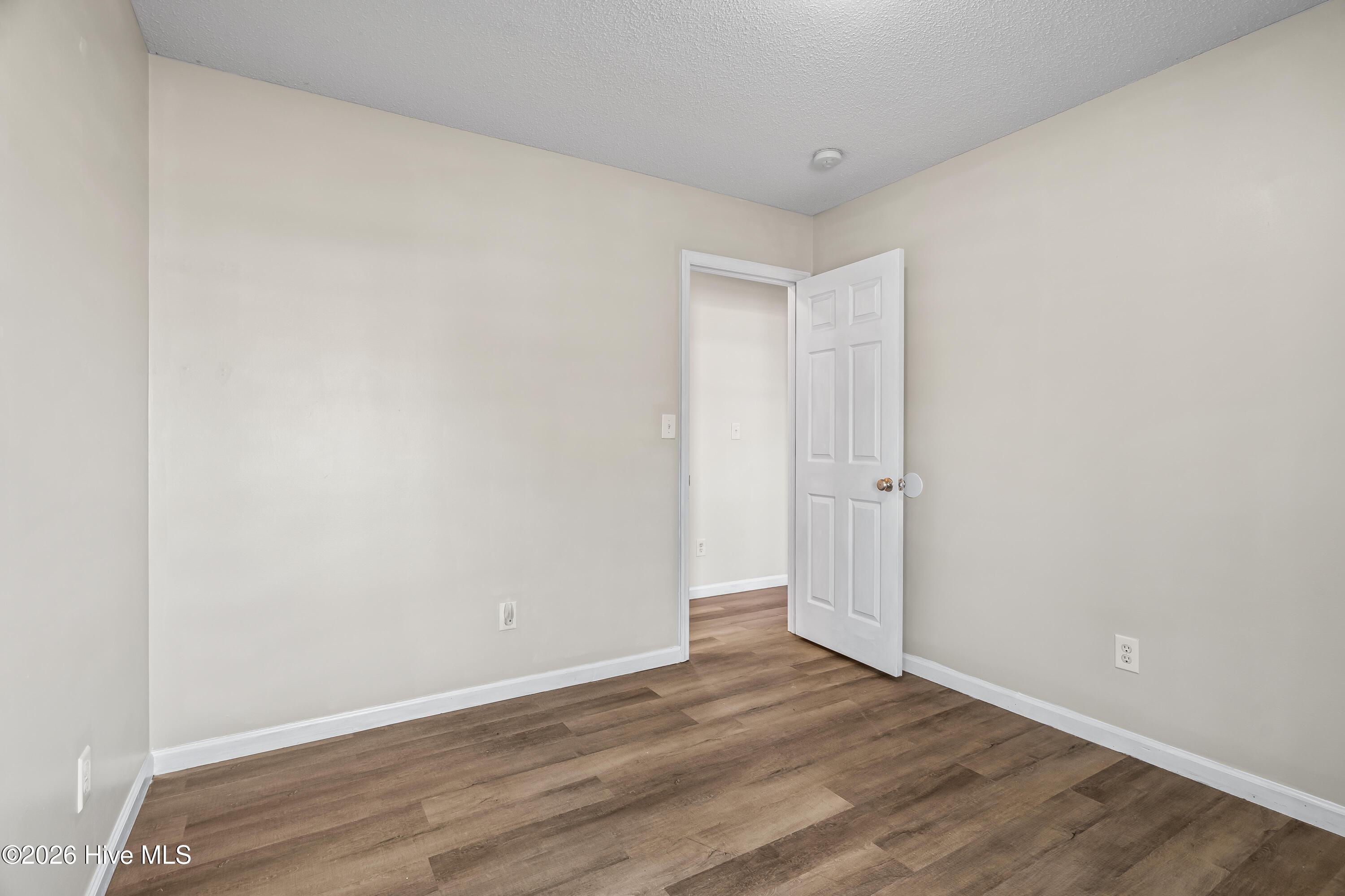 98 Meadow Farms Road Richlands, NC 28574 - Photo 14 of 19 room 2