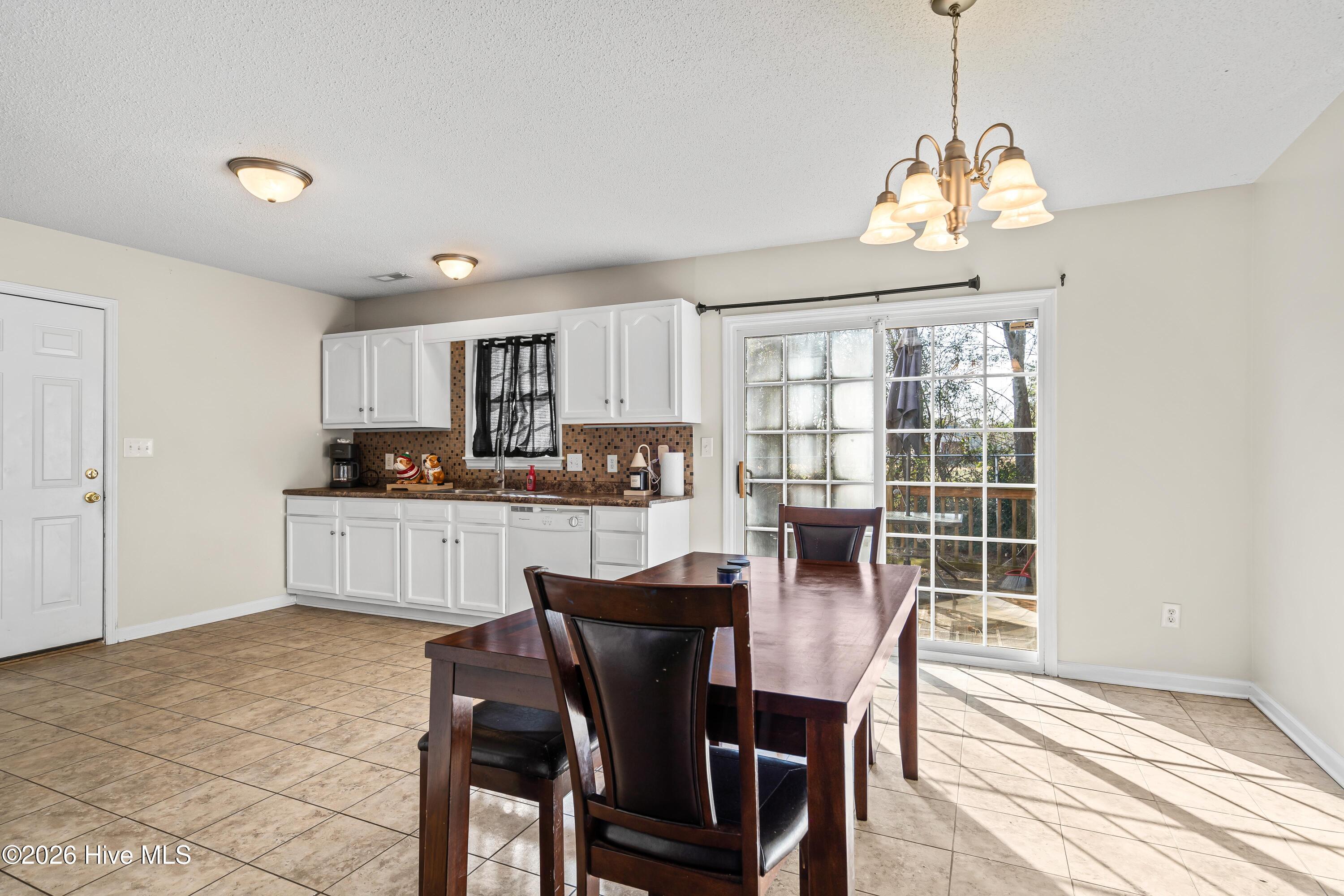 98 Meadow Farms Road Richlands, NC 28574 - Photo 6 of 19 9