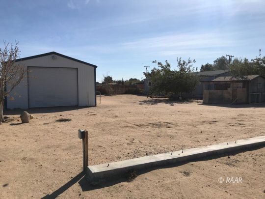 4160 Johnston Avenue Ridgecrest, CA 93555 - Photo 3 of 15 Gallery Image 3
