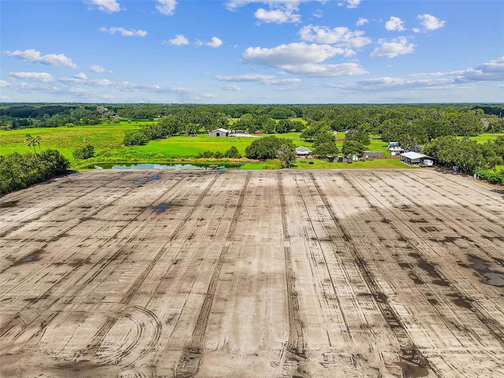 1715 West Sam Allen Road Plant City, FL 33565 - Photo 23 of 54 a view of an outdoor space