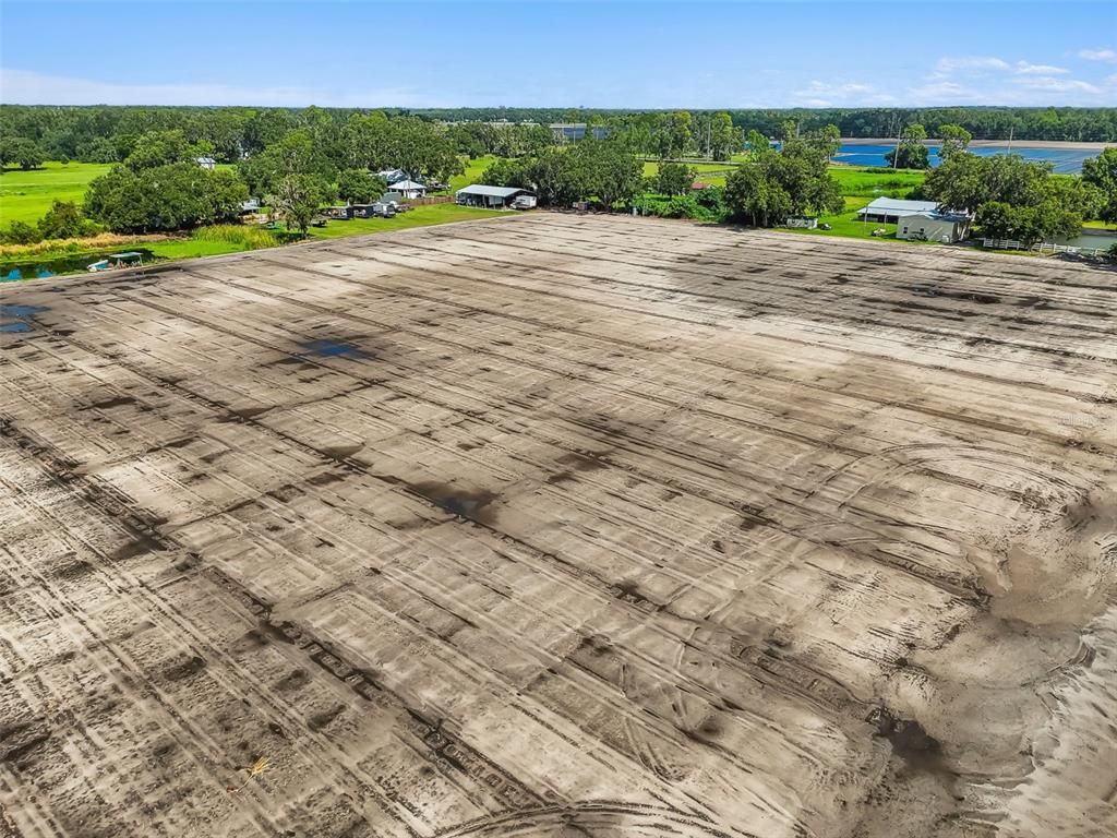 1715 West Sam Allen Road Plant City, FL 33565 - Photo 24 of 54 a view of an outdoor space