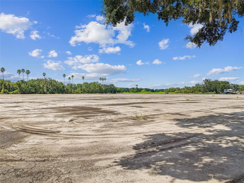 1715 West Sam Allen Road Plant City, FL 33565 - Photo 28 of 54 a view of an ocean beach