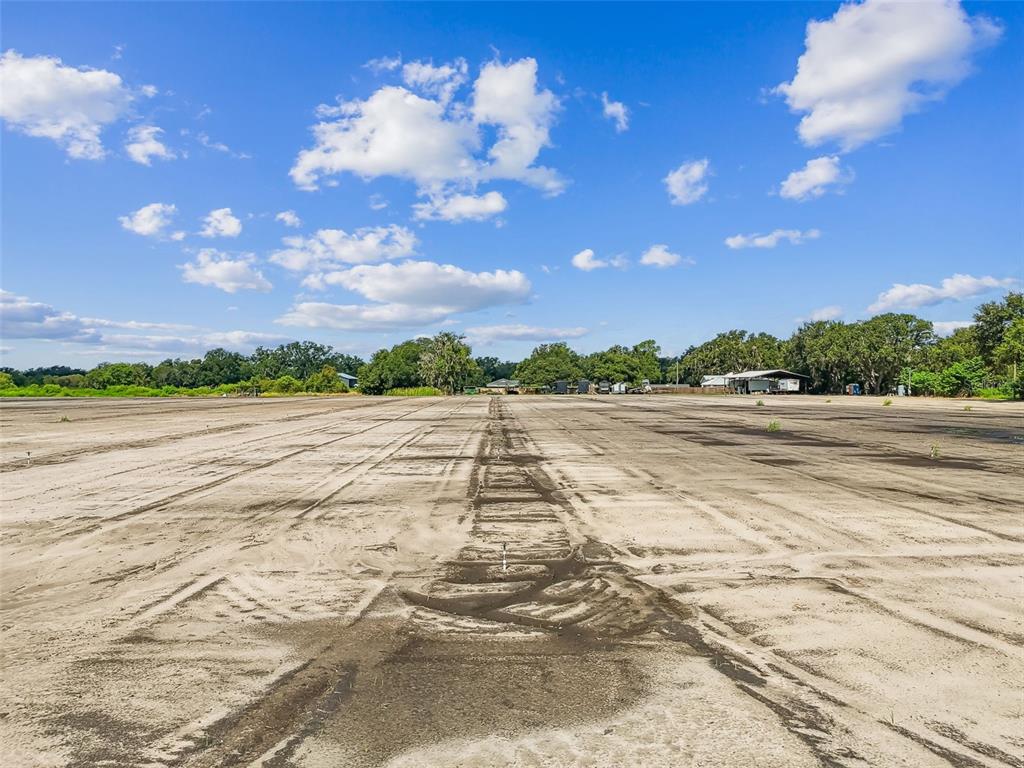 1715 West Sam Allen Road Plant City, FL 33565 - Photo 29 of 54