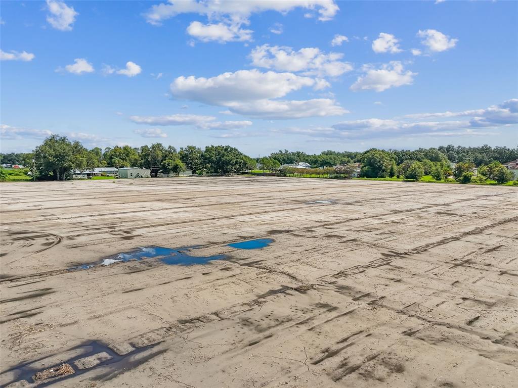 1715 West Sam Allen Road Plant City, FL 33565 - Photo 34 of 54 a view of an ocean beach and mountain