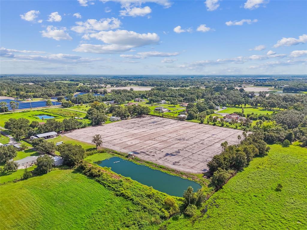 1715 West Sam Allen Road Plant City, FL 33565 - Photo 5 of 54