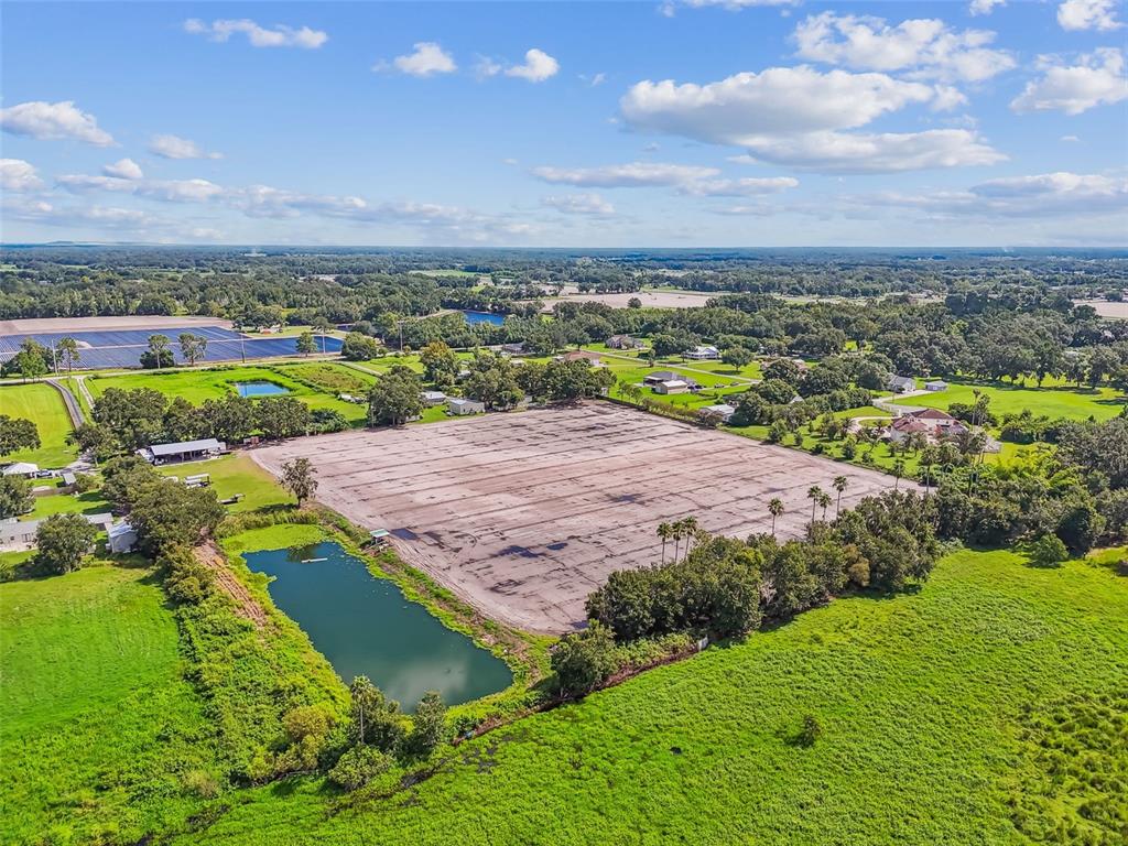 1715 West Sam Allen Road Plant City, FL 33565 - Photo 6 of 54 a view of a city