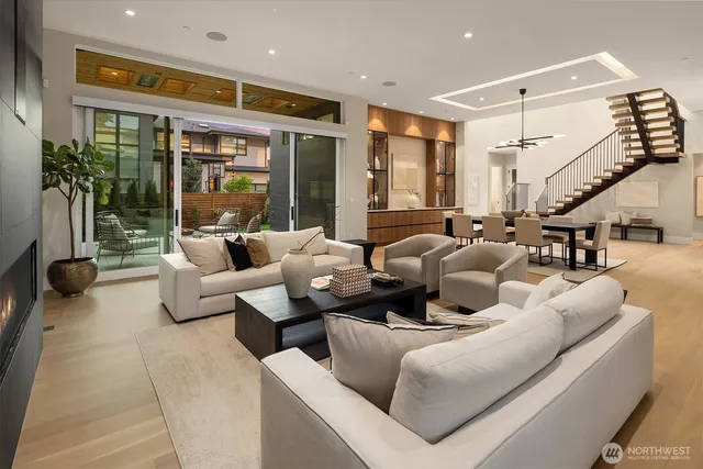 $7,200,000 | 1028 89th Avenue Northeast, Bellevue, WA 98004