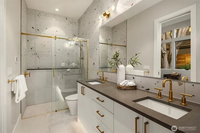 $7,200,000 | 1028 89th Avenue Northeast, Bellevue, WA 98004