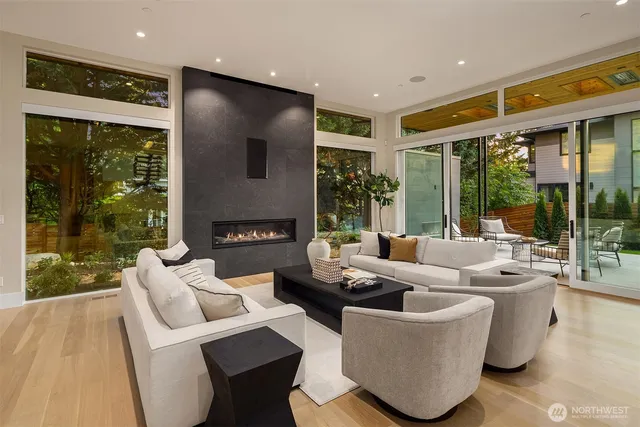 $7,200,000 | 1028 89th Avenue Northeast, Bellevue, WA 98004