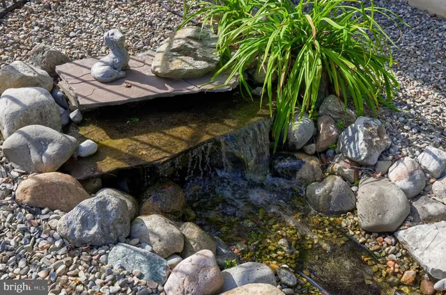 $825,000 | 2768 Meadow Cross Way, York, PA 17402