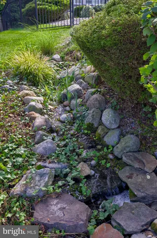 $825,000 | 2768 Meadow Cross Way, York, PA 17402