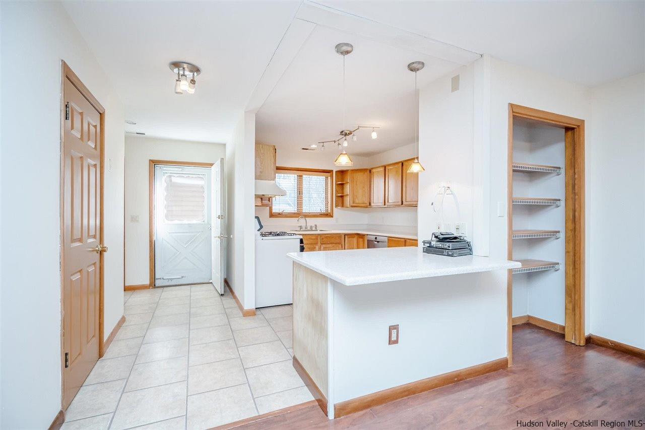 237 Riseley Street Kingston, NY 12401 - Photo 7 of 24 Photo 7