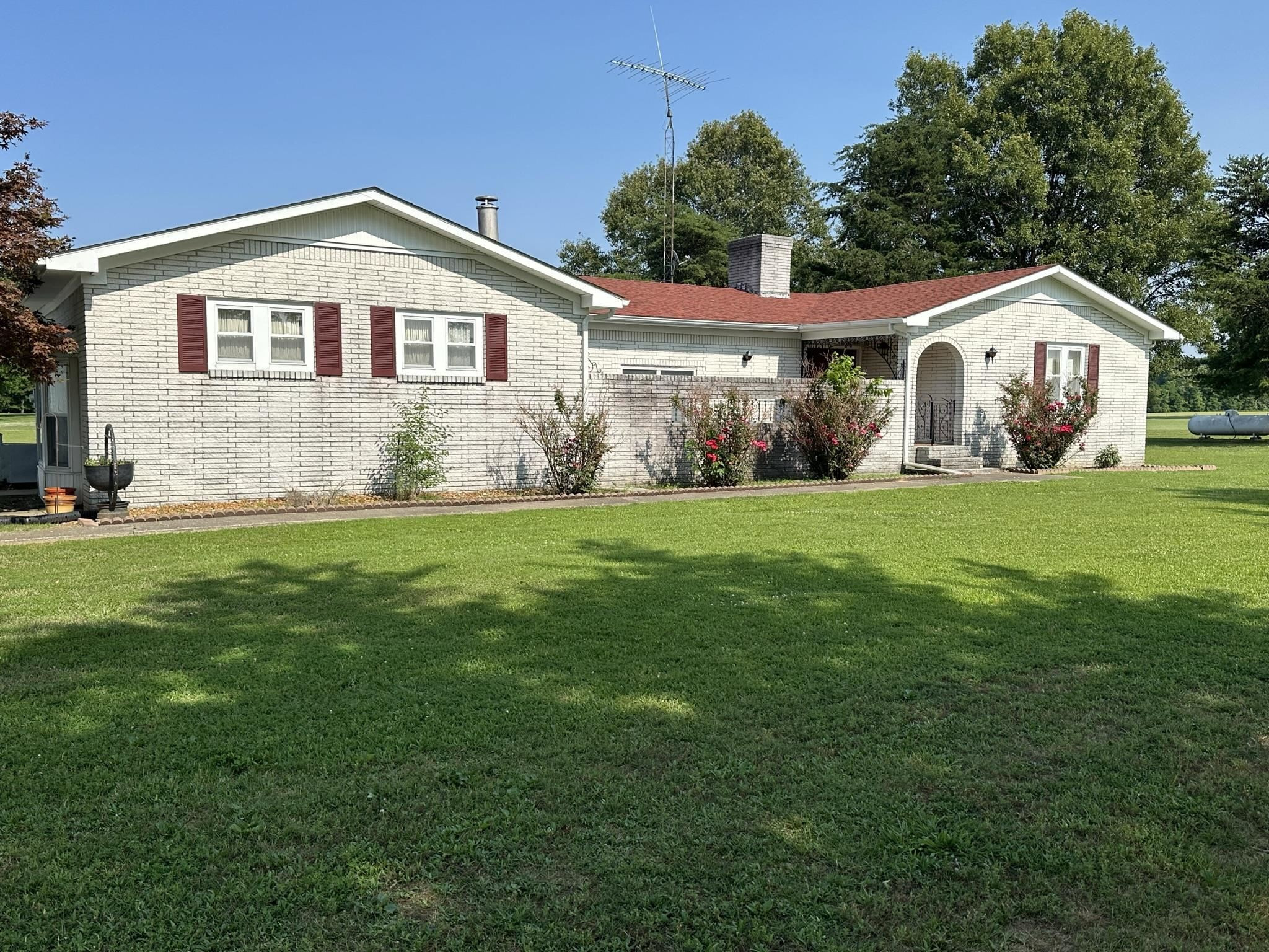 5732 Russell Road Union City, TN 38261 - Photo 1 of 27 Photo 1